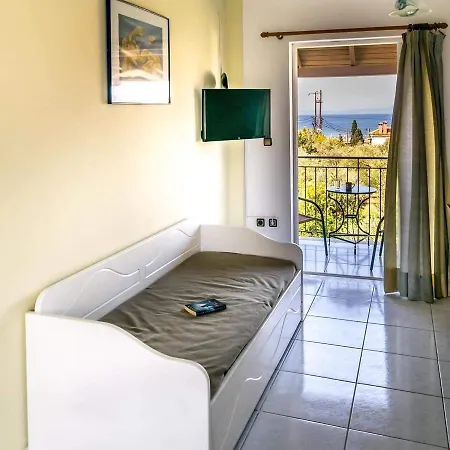 Alexandra Apartment
