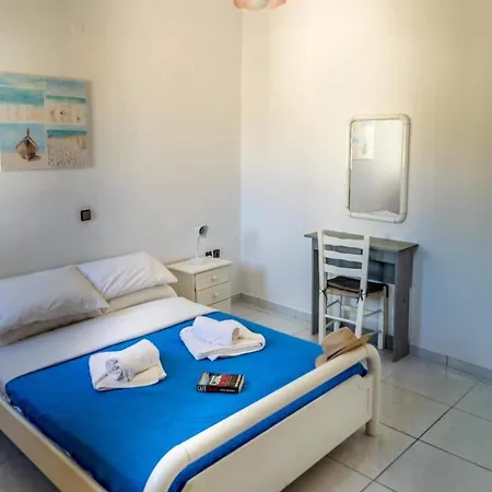 Alexandra Apartment Stoupa