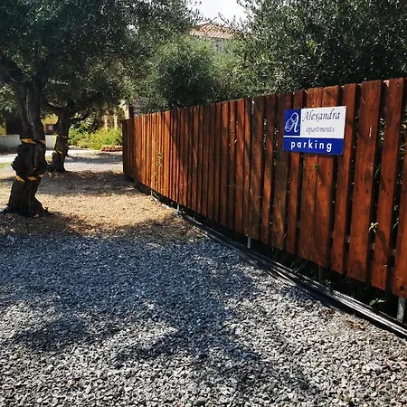Alexandra Apartment Stoupa