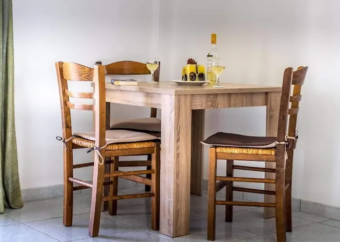 Alexandra Apartament *