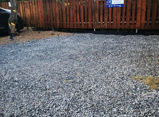 Alexandra * 斯陶帕